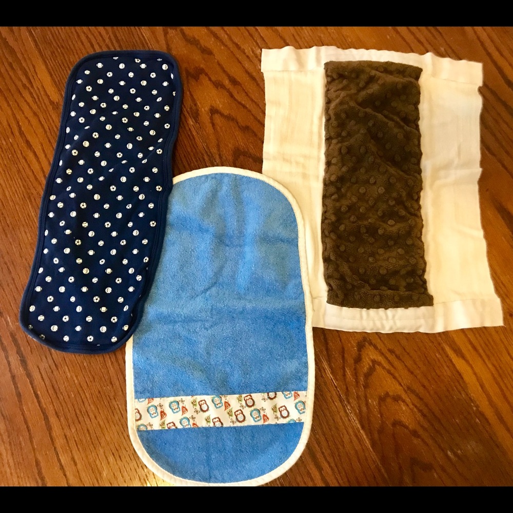 Set of 3 burp clothes